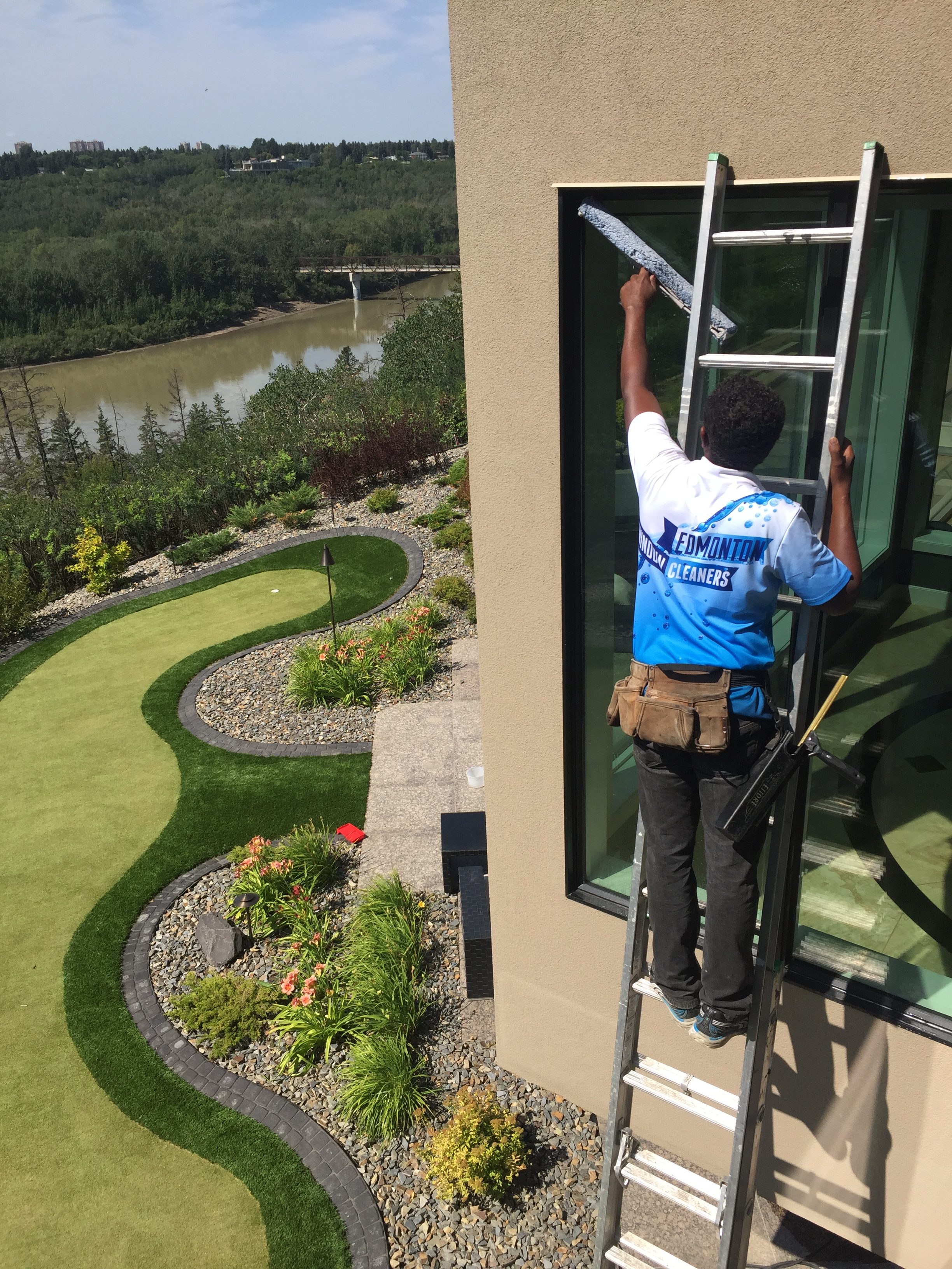 Window Cleaning Edmonton